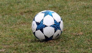 开云esports-巴萨VS拜仁：欧洲足坛经典之夜，巴萨大胜拜仁