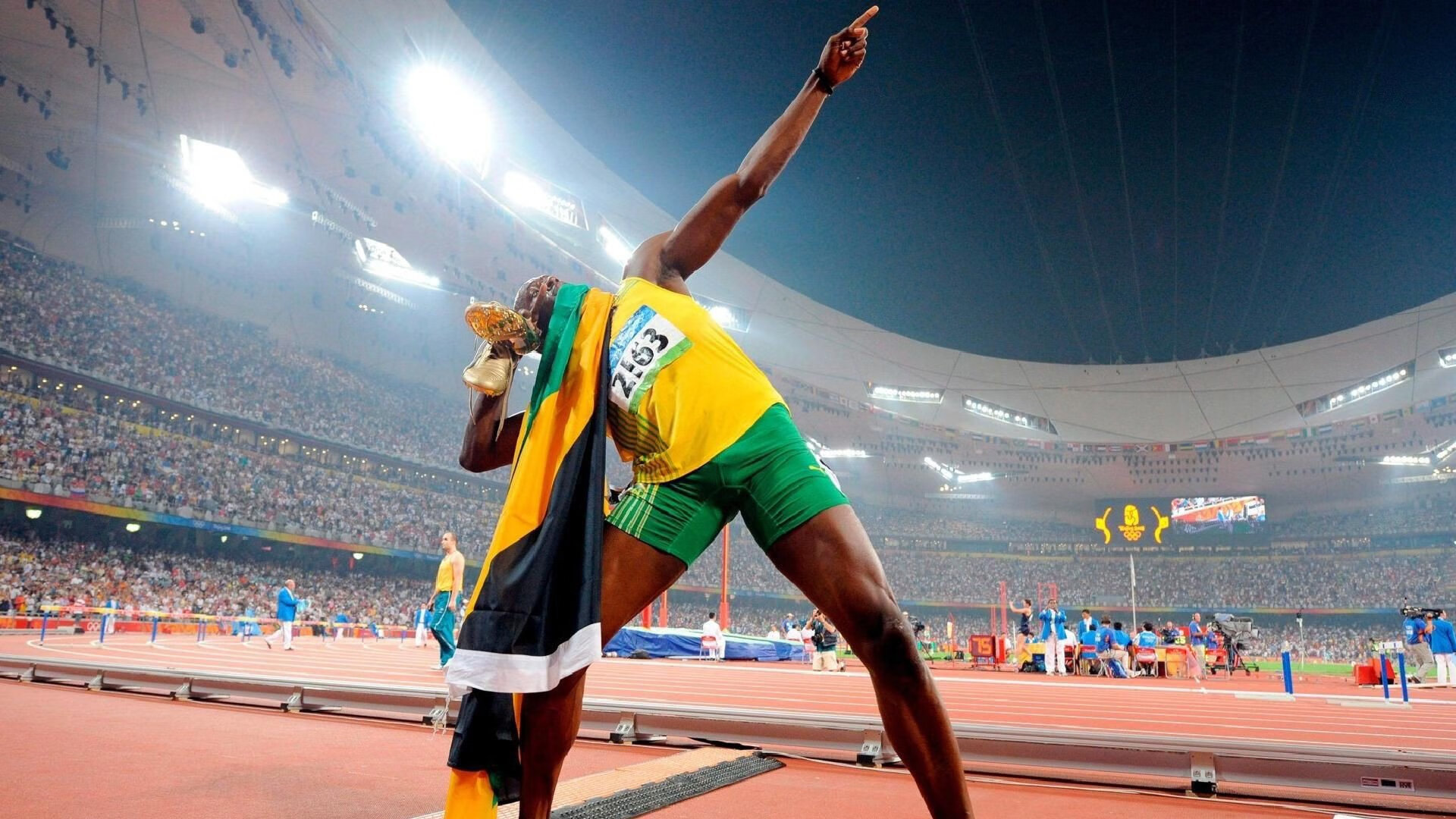 东亚杯国足战胜 球员技术进步显著，中国足球东亚杯